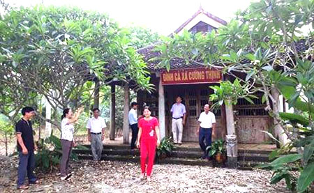 Đình Cả, thuộc thôn Chung Mỹ, xã Cường Thịnh gắn liền với di tích Gò Cọ, làng Chiềng.